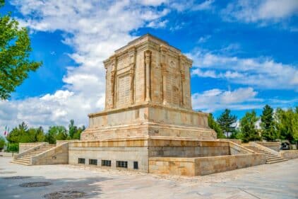 خرید آجر نما در مشهد؛ راهنمای انتخاب هوشمندانه برای معماری اصیل و مدرن
