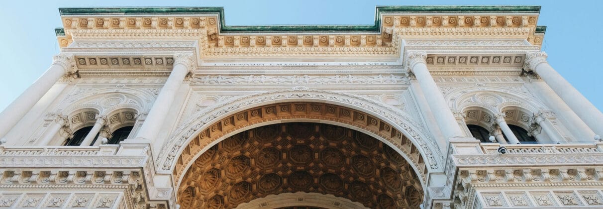 نمای ساختمان قوس دار؛ زیبایی، اصالت و معماری مدرن