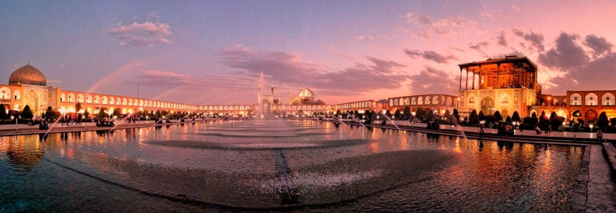 راهنمای خرید آجر آذرخش در اصفهان + قیمت، کاربردها و نکات فنی