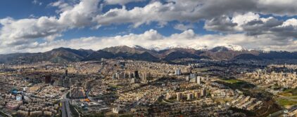 راهنمای کامل خرید آجر آذرخش در شمال تهران | بررسی اقلیم، معماری و قیمت