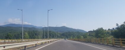 راهنمای جامع خرید آجر آذرخش در شمال | انتخاب هوشمند برای نمای ویلای شمالی