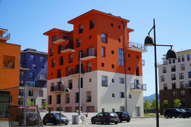 نمای ساختمان آپارتمان زیبا؛ مقدمهای بر زیبایی شهری - pexels alessandro antonio serra 2148929360 32771496 نمای ساختمان آپارتمان زیبا؛ مقدمهای بر زیبایی شهری