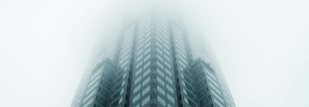 نمای ساختمان با شیشه سکوریت: تحولی در زیبایی و ایمنی ساختمان شما!