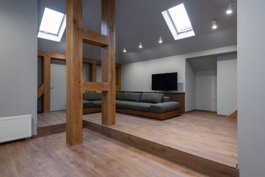 طراحی داخلی با کفپوش چوبی؛ راهنمای جامع و کاربردی - pexels heyho 6587824 ترکیب طراحی داخلی با کفپوش چوبی و فرش