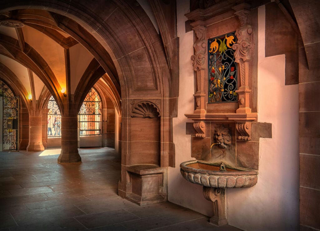 طراحی داخلی با آبنما؛ تلفیقی از آرامش، زیبایی و طبیعت در فضاهای مدرن - pexels horst dreisbach 390172380 18649021 طراحی داخلی با آبنما در فضاهای مختلف