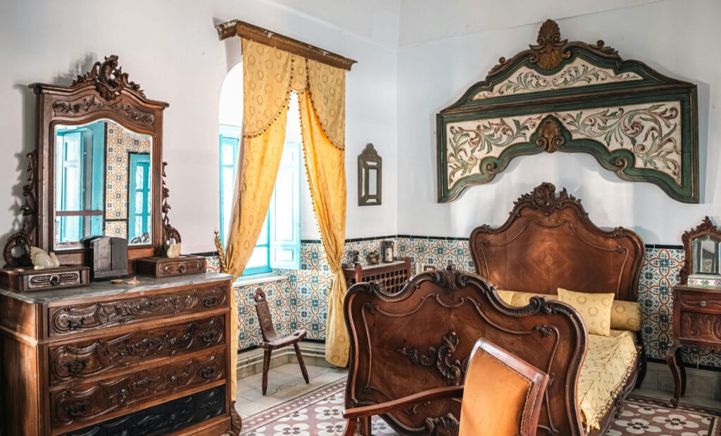 طراحی داخلی مدیترانهای؛ ترکیب سادگی، گرما و اصالت - pexels mahmoud yahyaoui 27635483 طراحی داخلی مدیترانهای در فضاهای مختلف خانه