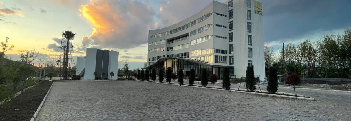 راهنمای خرید آجر آذرخش در رامسر + قیمت و نکات فنی