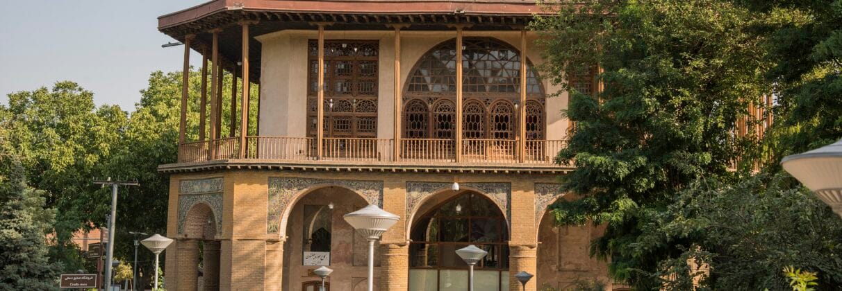 راهنمای خرید آجر آذرخش در قزوین | انتخابی هوشمندانه برای معماری اصیل و مدرن