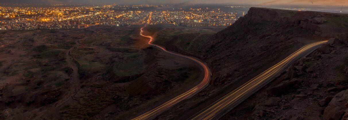 راهنمای خرید آجر آذرخش در شوشتر | زیبایی و دوام در قلب معماری تاریخی