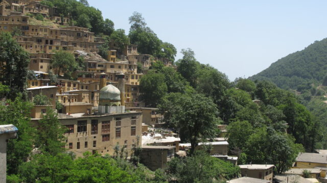 آجر آذرخش در ماسوله | تلفیق ظرافت معماری سنتی با دوام مصالح مدرن