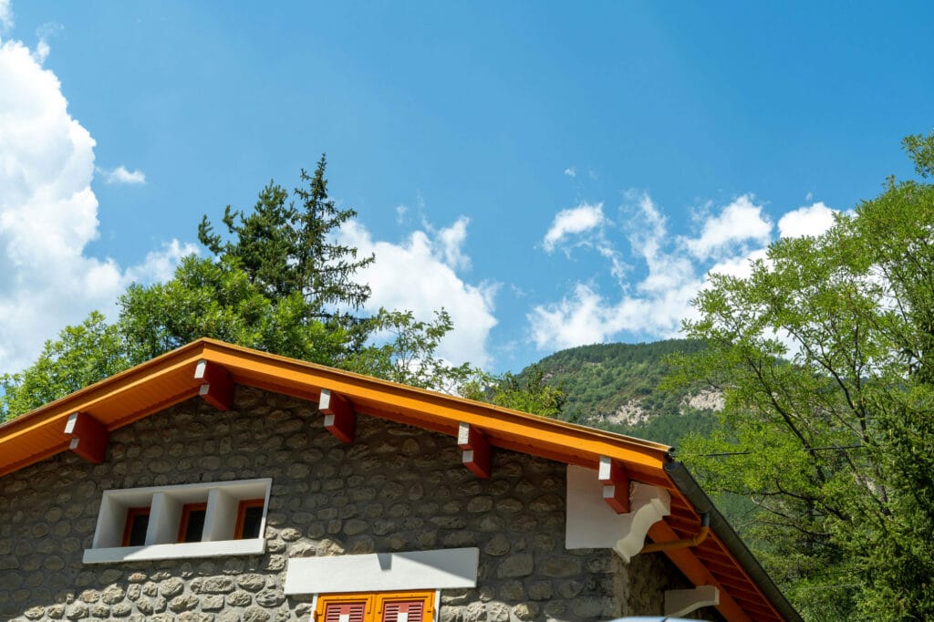 ضرورت انطباق سبک معماری نما با محیط کوهستانی