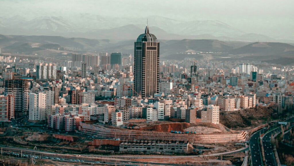 اقلیم شناسی و انتخاب نما ساختمان در معماری پایدار