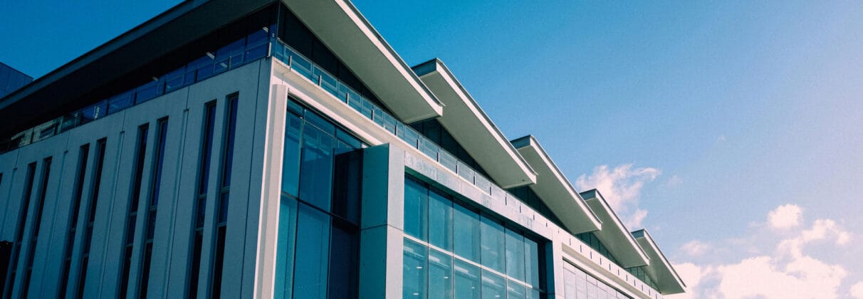 نمونه نمای ساختمان لوکس | راهنمای جامع طراحی و انتخاب بهترین نمای لاکچری