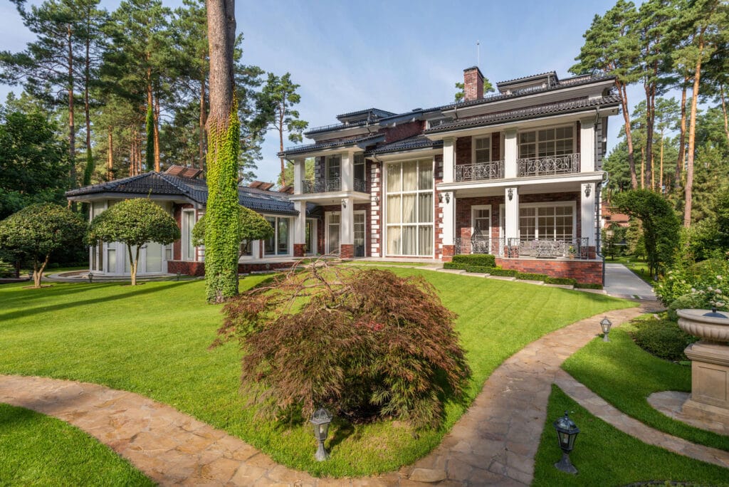 تأثیر اقلیم در انتخاب نمای ساختمان ویلا ساده