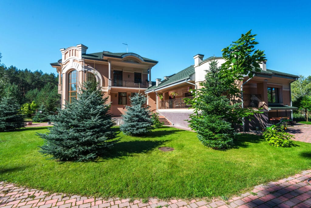 چگونه یک طراح خوب برای نمای ویلای ساده انتخاب کنیم؟