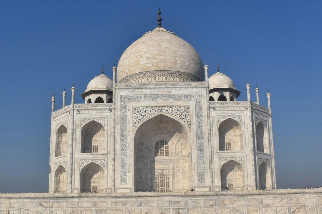 نمای ساختمان شیک با سنگ مرمر؛ ترکیبی از زیبایی، اصالت و لوکس بودن! - pexels iamankurkhandelwal 14564422 جمعبندی: آیا نمای ساختمان شیک با سنگ مرمر انتخاب درستی است؟