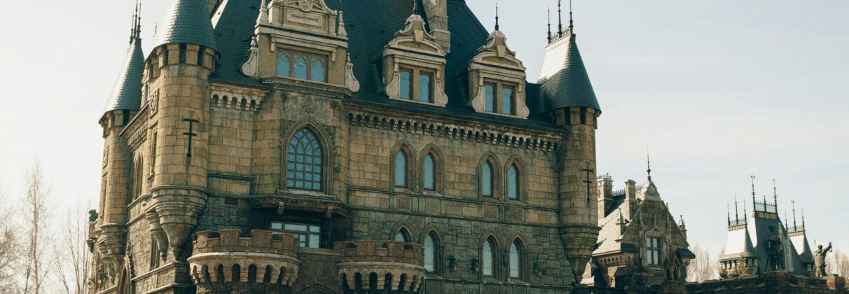 نمای ساختمان فانتزی؛ راهنمای جامع برای طراحی، اجرا و ایده‌پردازی