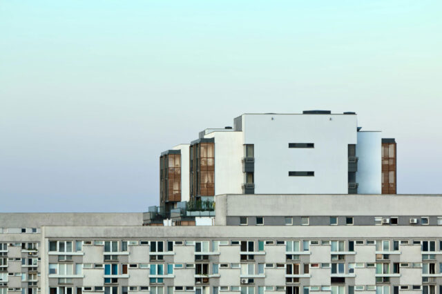 نمای ساختمان با بتن اکسپوز: انتخابی مدرن، ماندگار و چشم‌نواز