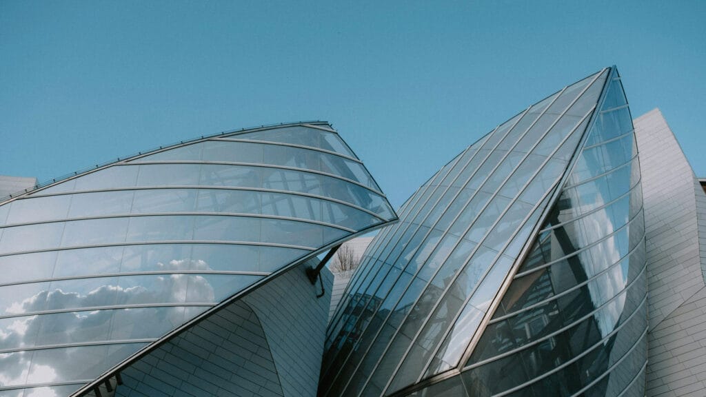 نمای شیشه‌ای