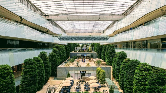 آجر آذرخش در ایران مال | شکوه نمای آجری در بزرگ‌ترین مجتمع تجاری ایران