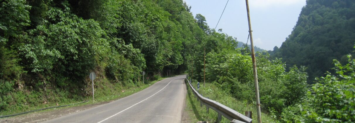 آجر آذرخش در کلاردشت | نمایی ماندگار برای معماری ویلایی در دل طبیعت