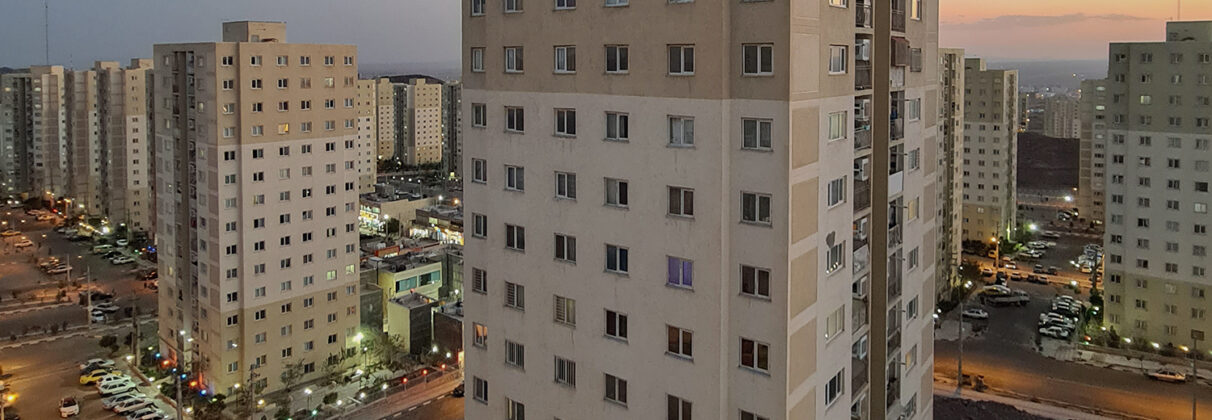 آجر آذرخش در رباط کریم | انتخاب مقاوم و زیبا برای ساخت‌وساز در غرب تهران