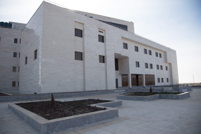 آجر آذرخش در نیشابور | نمایی ماندگار در شهری با تاریخ، فرهنگ و اقلیم خاص