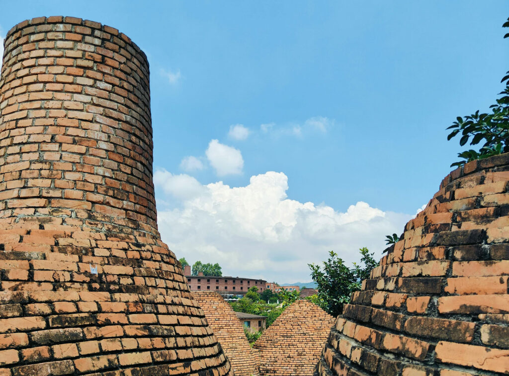 نشانه‌های ظاهری یک آجر با کیفیت پخت بالا