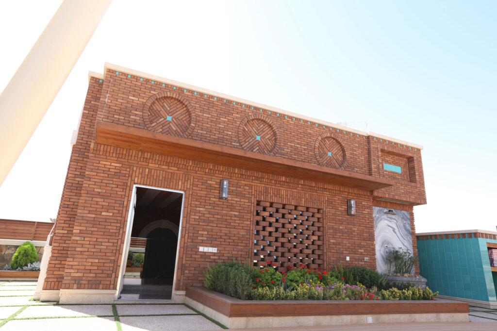 آجر چینی فخر و مدین: انتخابی مطمئن برای ساختمانهای زیبا و مقاوم - 3A1A8727 انواع محصولات آجر چینی فخر و مدین