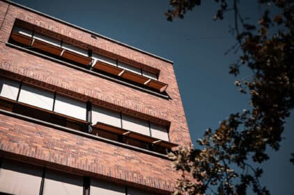 انتقال حرارت آجر: راهنمای جامع برای مهندسان و علاقه‌مندان ساخت و ساز