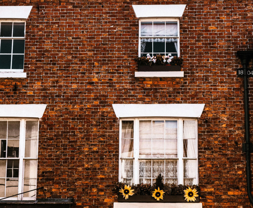 نحوه عملکرد آجر عایق در کاهش اتلاف انرژی