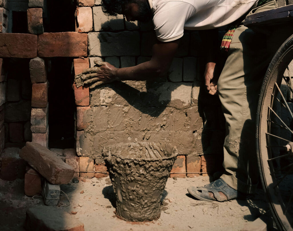 نواع ملات آجر – معرفی کامل، ویژگیها، مزایا و کاربردها - pexels nakib 35281188 تعریف ملات آجر و کاربرد آن