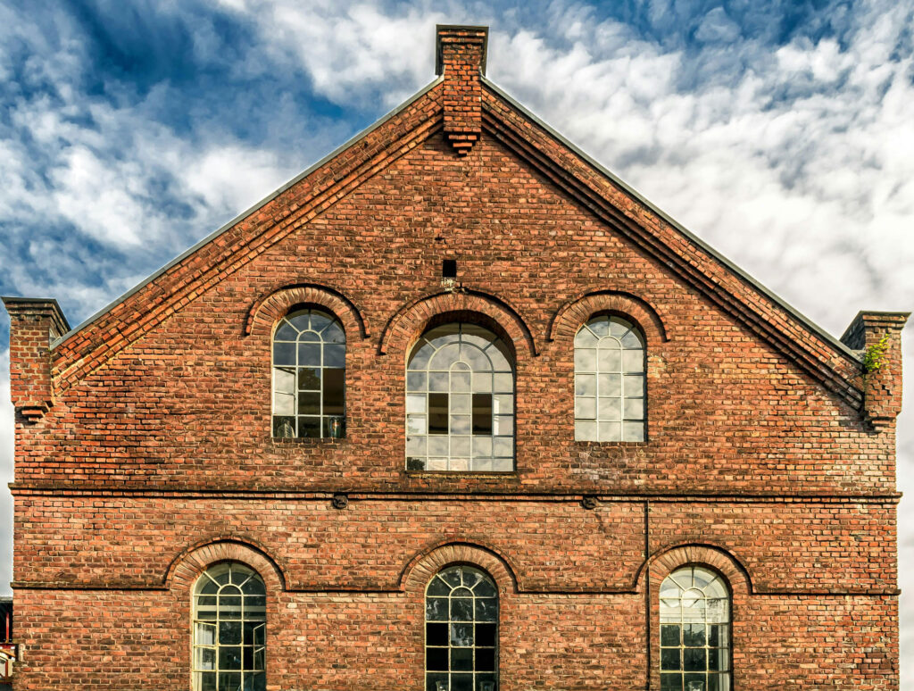 ترمیم آجر آسیب دیده چیست و چرا اهمیت دارد؟ - pexels pixabay 257772 بررسی انواع آسیبها و بهترین روش ترمیم برای هر نوع