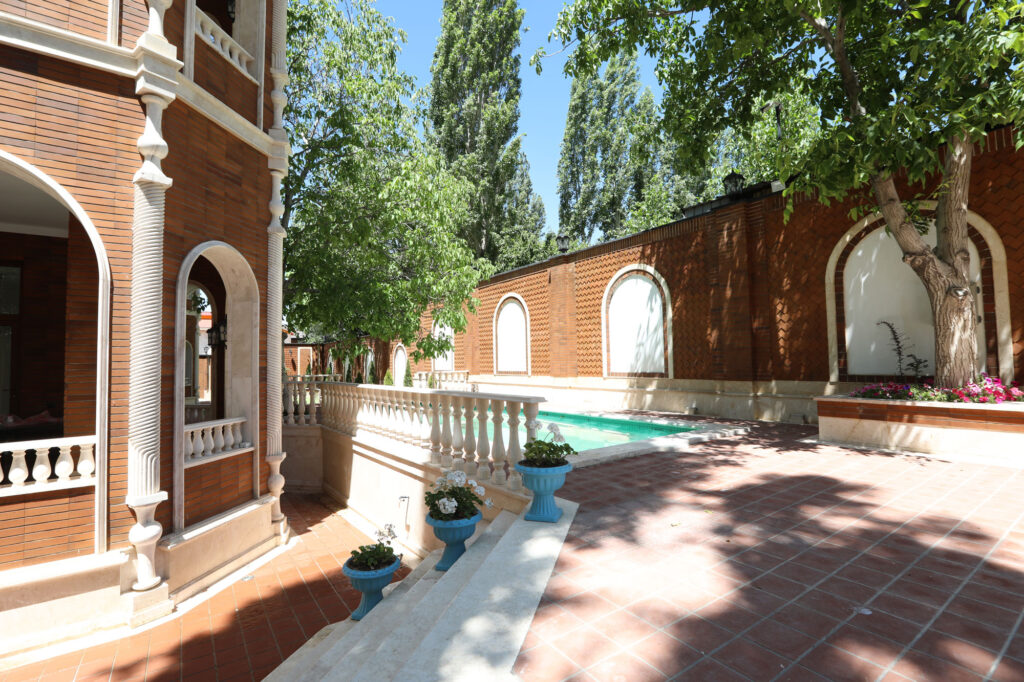 مراحل اجرای آجرچینی رومی